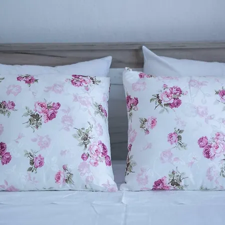 Anna * Nikiti (Sithonia)